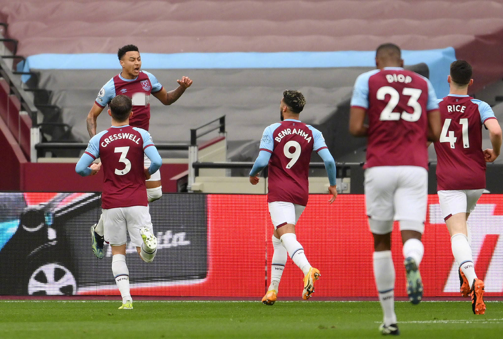 其强悍的身 其强悍的身